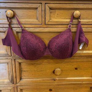 Victoria’s Secret Bra NWT
